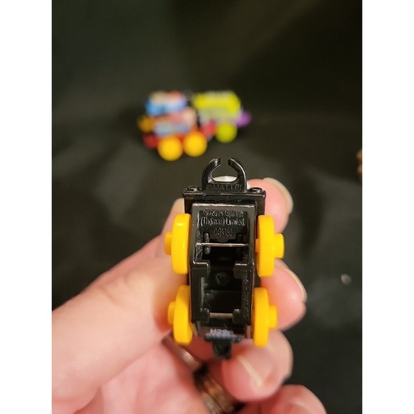 Thomas The Tank Engine Train  Friends Minis Micro Mini Trains Lot of 5 - Picture 12 of 14